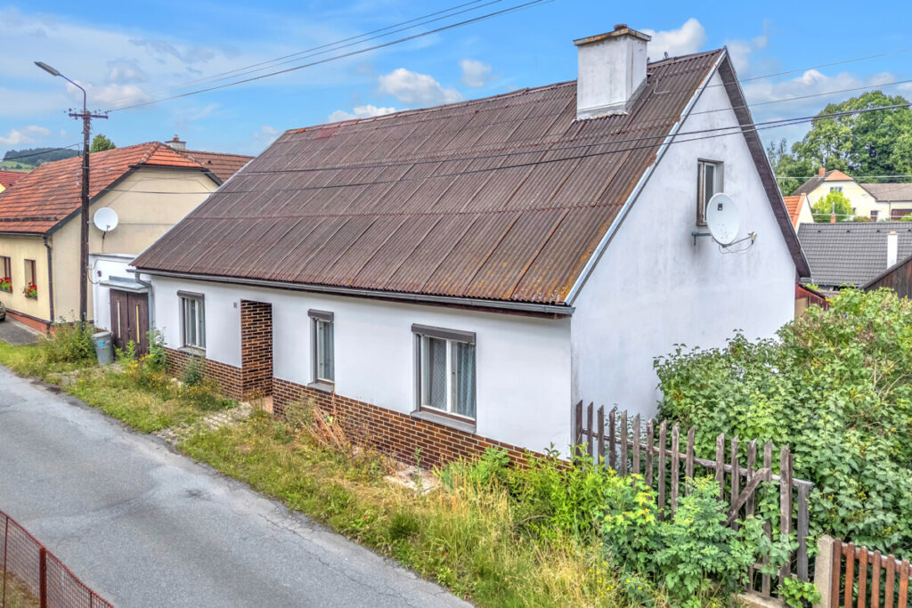 Prodej rodinného domu v obci Rovečné